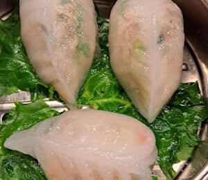 H04. Fresh Mixed Mushroom Dumpling $11.00