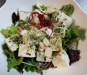 09. Tofu Salad $11.00