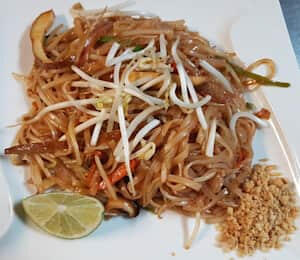 09. Pad Thai (Spicy) $18.00